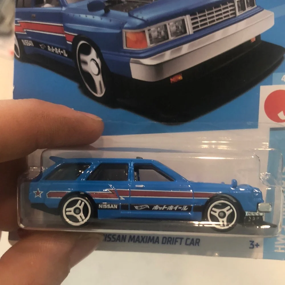Hot Wheels Nissan Maxima Drift Car